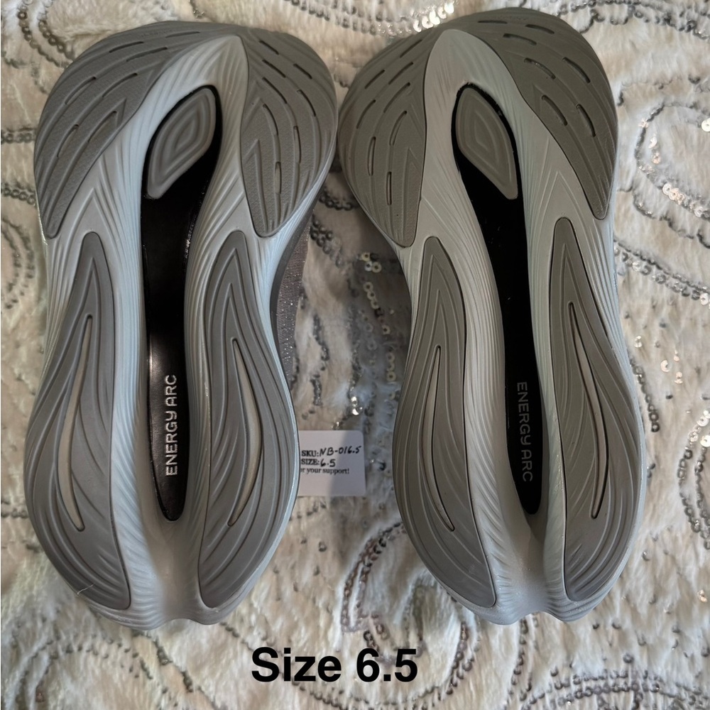 NWOB NEW BALANCE FuelCell SuperComp Trainer - Picture 8 of 10